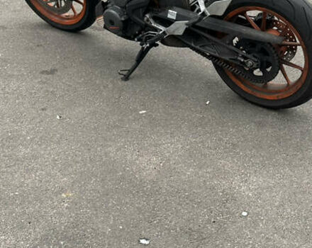 КТМ 390 Duke 2014 у Києві на Automoto.ua КТМ 390 Duke, об'ємом двигуна 0 л та пробігом 37 тис. км за 3600 $, фото 3 на Automoto.ua