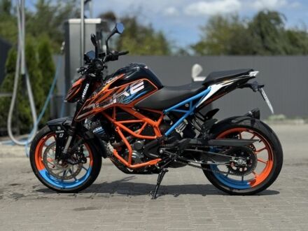 КТМ 390 Duke, объемом двигателя 0.37 л и пробегом 0 тыс. км за 4100 $, фото 1 на Automoto.ua