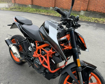 КТМ 390 Duke, объемом двигателя 0.39 л и пробегом 14 тыс. км за 4300 $, фото 1 на Automoto.ua