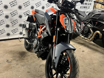 КТМ 390 Duke, объемом двигателя 0.39 л и пробегом 1 тыс. км за 5700 $, фото 1 на Automoto.ua