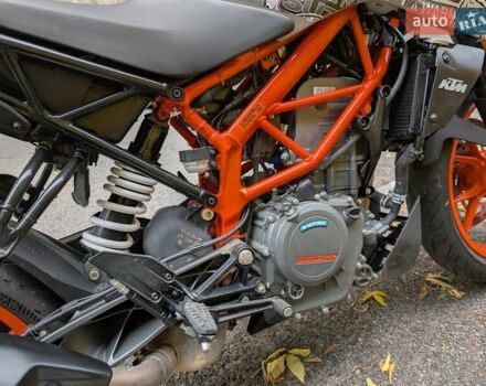 КТМ 390 Duke 2021 в Днепре (Днепропетровске) на Automoto.ua Серый КТМ 390 Duke, объемом двигателя 0.37 л и пробегом 12 тыс. км за 4700 $, фото 5 на Automoto.ua