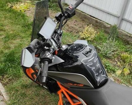 Сірий КТМ 390 Duke, об'ємом двигуна 0.39 л та пробігом 24 тис. км за 4950 $, фото 1 на Automoto.ua