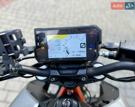 Сірий КТМ 390 Duke, об'ємом двигуна 0.37 л та пробігом 11 тис. км за 5100 $, фото 8 на Automoto.ua