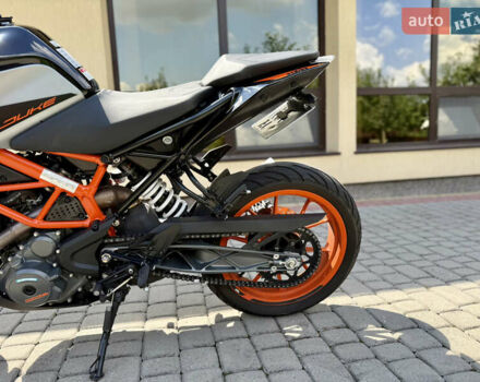 Сірий КТМ 390 Duke, об'ємом двигуна 0.37 л та пробігом 11 тис. км за 5100 $, фото 12 на Automoto.ua