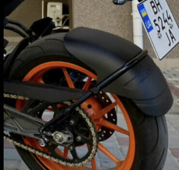 Серый КТМ 390 Duke, объемом двигателя 0.39 л и пробегом 11 тыс. км за 4650 $, фото 14 на Automoto.ua