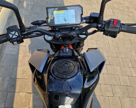 Серый КТМ 390 Duke, объемом двигателя 0.37 л и пробегом 21 тыс. км за 4200 $, фото 5 на Automoto.ua