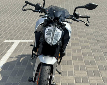Серый КТМ 390 Duke, объемом двигателя 0.4 л и пробегом 8 тыс. км за 5200 $, фото 19 на Automoto.ua