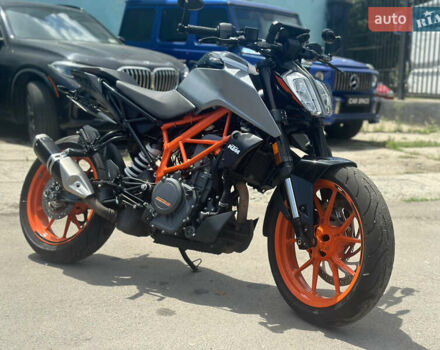Серый КТМ 390 Duke, объемом двигателя 0.39 л и пробегом 11 тыс. км за 4650 $, фото 2 на Automoto.ua