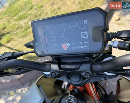 Сірий КТМ 390 Duke, об'ємом двигуна 0.39 л та пробігом 17 тис. км за 4850 $, фото 5 на Automoto.ua