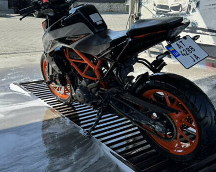 Сірий КТМ 390 Duke, об'ємом двигуна 0.39 л та пробігом 17 тис. км за 4500 $, фото 3 на Automoto.ua