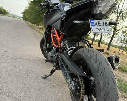 Сірий КТМ 390 Duke, об'ємом двигуна 0.37 л та пробігом 16 тис. км за 5100 $, фото 2 на Automoto.ua