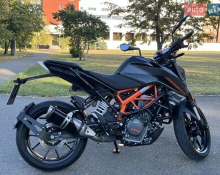 КТМ 390 Duke 2023 в Киеве на Automoto.ua Серый КТМ 390 Duke, объемом двигателя 0.37 л и пробегом 9 тыс. км за 5200 $, фото 2 на Automoto.ua