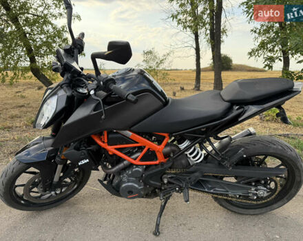 Сірий КТМ 390 Duke, об'ємом двигуна 0.37 л та пробігом 16 тис. км за 5100 $, фото 1 на Automoto.ua