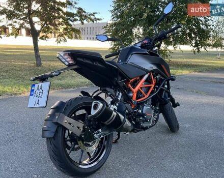 КТМ 390 Duke 2023 в Киеве на Automoto.ua Серый КТМ 390 Duke, объемом двигателя 0.37 л и пробегом 9 тыс. км за 5200 $, фото 7 на Automoto.ua