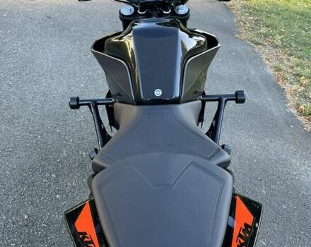 КТМ 390 Duke 2023 в Киеве на Automoto.ua Серый КТМ 390 Duke, объемом двигателя 0.37 л и пробегом 9 тыс. км за 5200 $, фото 14 на Automoto.ua