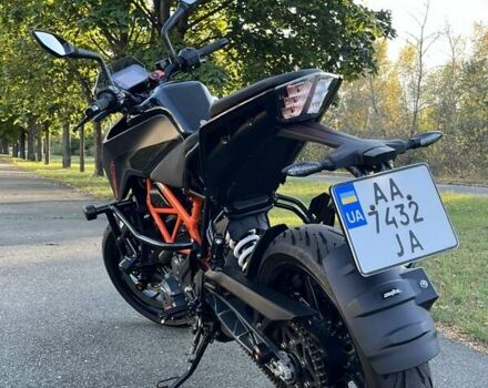 КТМ 390 Duke 2023 в Киеве на Automoto.ua Серый КТМ 390 Duke, объемом двигателя 0.37 л и пробегом 9 тыс. км за 5200 $, фото 6 на Automoto.ua