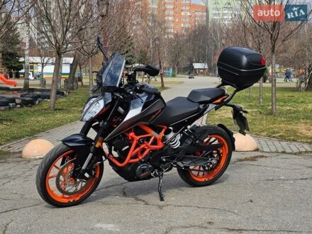 Сірий КТМ 390 Duke, об'ємом двигуна 0.37 л та пробігом 9 тис. км за 4700 $, фото 1 на Automoto.ua