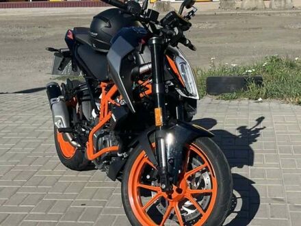 КТМ 390 Duke 2021 у Умани на Automoto.ua Сірий КТМ 390 Duke, об'ємом двигуна 0.39 л та пробігом 12 тис. км за 4800 $, фото 1 на Automoto.ua