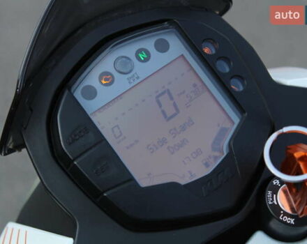 КТМ 390 Duke 2015 в Харькове на Automoto.ua Оранжевый КТМ 390 Duke, объемом двигателя 0.37 л и пробегом 35 тыс. км за 3500 $, фото 5 на Automoto.ua