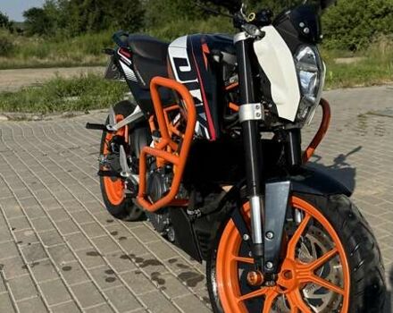 Оранжевый КТМ 390 Duke, объемом двигателя 0.39 л и пробегом 3 тыс. км за 3700 $, фото 3 на Automoto.ua