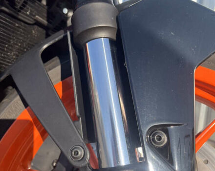 КТМ 390 Duke 2021 в Киеве на Automoto.ua Оранжевый КТМ 390 Duke, объемом двигателя 0.37 л и пробегом 11 тыс. км за 5200 $, фото 2 на Automoto.ua