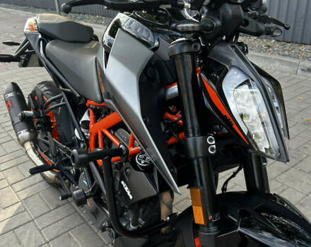 Помаранчевий КТМ 390 Duke, об'ємом двигуна 0.37 л та пробігом 9 тис. км за 5000 $, фото 4 на Automoto.ua