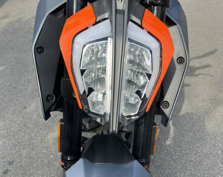 Оранжевый КТМ 390 Duke, объемом двигателя 0.37 л и пробегом 5 тыс. км за 5800 $, фото 11 на Automoto.ua