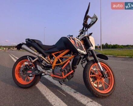 Оранжевый КТМ 390 Duke, объемом двигателя 0.39 л и пробегом 36 тыс. км за 3100 $, фото 1 на Automoto.ua