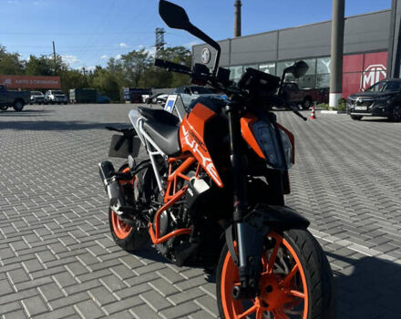 Оранжевый КТМ 390 Duke, объемом двигателя 0.37 л и пробегом 21 тыс. км за 4150 $, фото 1 на Automoto.ua
