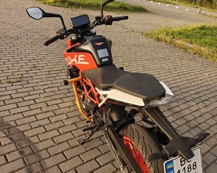 Оранжевый КТМ 390 Duke, объемом двигателя 0.37 л и пробегом 2 тыс. км за 4900 $, фото 1 на Automoto.ua
