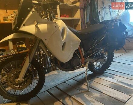 Белый КТМ 640, объемом двигателя 0.62 л и пробегом 82 тыс. км за 4300 $, фото 1 на Automoto.ua