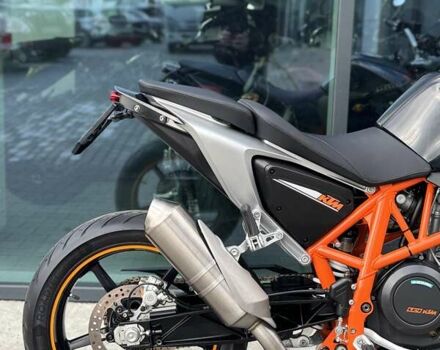 КТМ 690 Duke 2012 у Рівному на Automoto.ua Чорний КТМ 690 Duke, об'ємом двигуна 0.7 л та пробігом 28 тис. км за 5599 $, фото 24 на Automoto.ua