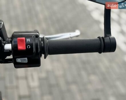 КТМ 690 Duke 2012 у Рівному на Automoto.ua Чорний КТМ 690 Duke, об'ємом двигуна 0.7 л та пробігом 28 тис. км за 5599 $, фото 23 на Automoto.ua