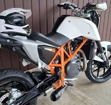 КТМ 690 Duke, объемом двигателя 0 л и пробегом 15 тыс. км за 1700 $, фото 1 на Automoto.ua