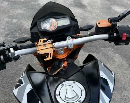 КТМ 690 Duke 2015 у Черкасах на Automoto.ua Помаранчевий КТМ 690 Duke, об'ємом двигуна 0.69 л та пробігом 32 тис. км за 6500 $, фото 8 на Automoto.ua