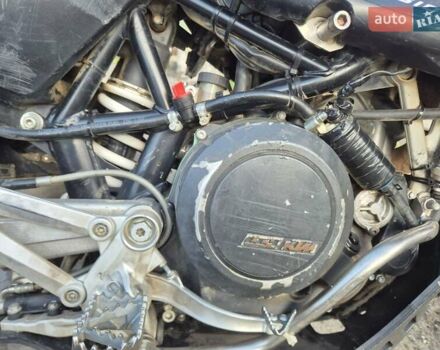 Черный КТМ 690 Enduro, объемом двигателя 0.65 л и пробегом 38 тыс. км за 7000 $, фото 2 на Automoto.ua