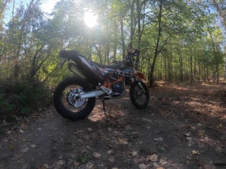 КТМ 690 Enduro, объемом двигателя 0.69 л и пробегом 0 тыс. км за 6100 $, фото 1 на Automoto.ua