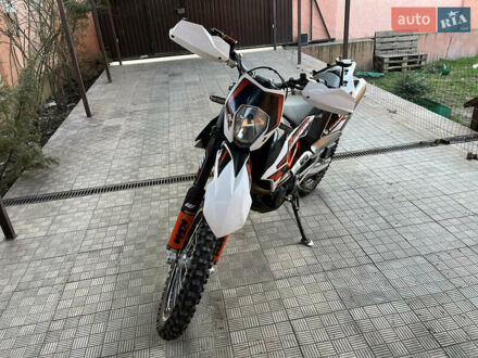 КТМ 690 Enduro 2016 у Кривому Розі на Automoto.ua КТМ 690 Enduro, об'ємом двигуна 0 л та пробігом 6 тис. км за 8500 $, фото 1 на Automoto.ua