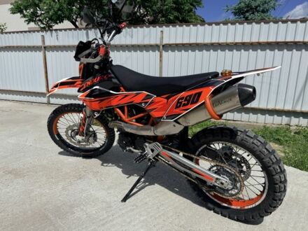 КТМ 690 Enduro, объемом двигателя 0.69 л и пробегом 0 тыс. км за 4300 $, фото 1 на Automoto.ua