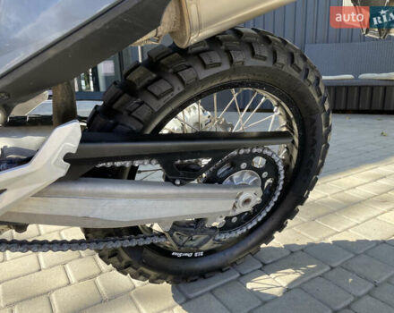 Оранжевый КТМ 690 Enduro, объемом двигателя 0.69 л и пробегом 6 тыс. км за 11000 $, фото 14 на Automoto.ua