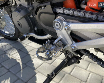 Оранжевый КТМ 690 Enduro, объемом двигателя 0.69 л и пробегом 6 тыс. км за 11000 $, фото 7 на Automoto.ua