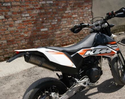 КТМ 690 SMC R, объемом двигателя 0.69 л и пробегом 0 тыс. км за 3800 $, фото 5 на Automoto.ua