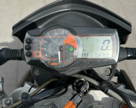 Черный КТМ 690 Supermoto, объемом двигателя 0.65 л и пробегом 36 тыс. км за 5000 $, фото 5 на Automoto.ua