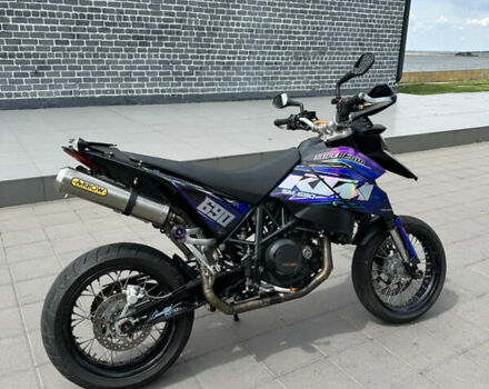 Черный КТМ 690 Supermoto, объемом двигателя 0.65 л и пробегом 36 тыс. км за 5000 $, фото 2 на Automoto.ua