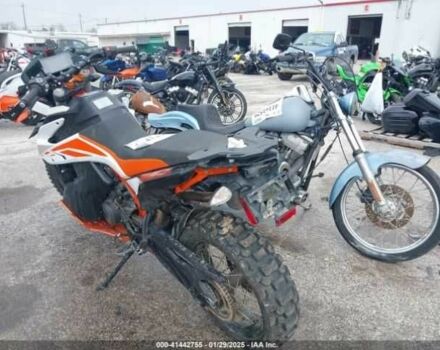 КТМ 790, об'ємом двигуна 0.79 л та пробігом 0 тис. км за 2800 $, фото 2 на Automoto.ua