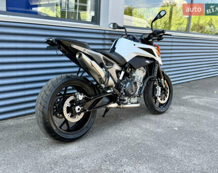 КТМ 790 Duke, объемом двигателя 0.8 л и пробегом 3 тыс. км за 9200 $, фото 2 на Automoto.ua
