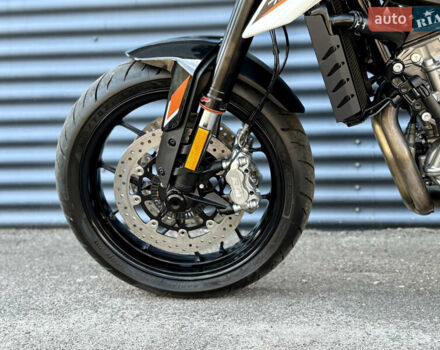 КТМ 790 Duke, объемом двигателя 0.8 л и пробегом 3 тыс. км за 9200 $, фото 12 на Automoto.ua