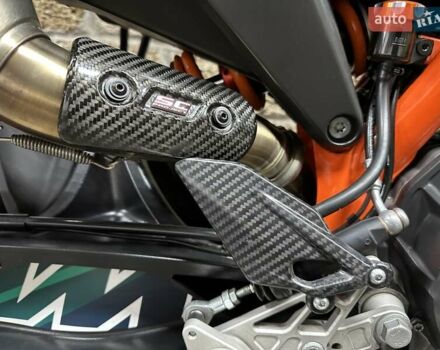 КТМ 890 Duke, объемом двигателя 0 л и пробегом 6 тыс. км за 8500 $, фото 9 на Automoto.ua