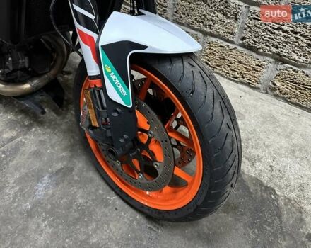 КТМ 890 Duke, объемом двигателя 0 л и пробегом 6 тыс. км за 8500 $, фото 10 на Automoto.ua