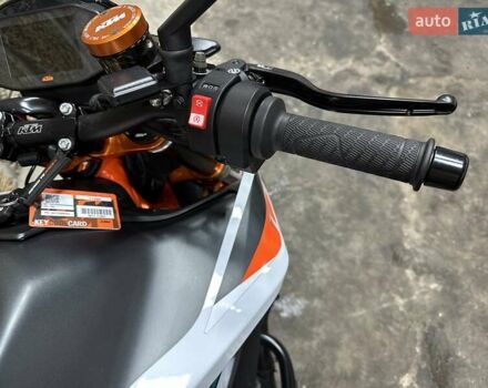 КТМ 890 Duke, объемом двигателя 0 л и пробегом 6 тыс. км за 8500 $, фото 14 на Automoto.ua